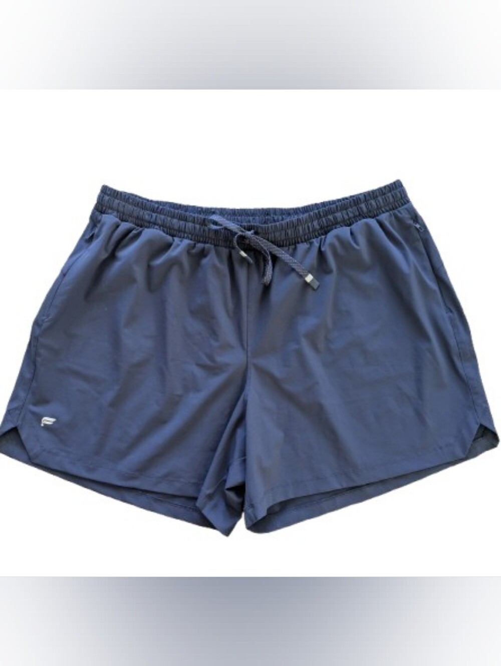 NWT Fabletics The One Women's Short Deep Navy Plus 2X 5" Inseam Zippers Summer - Picture 2 of 6